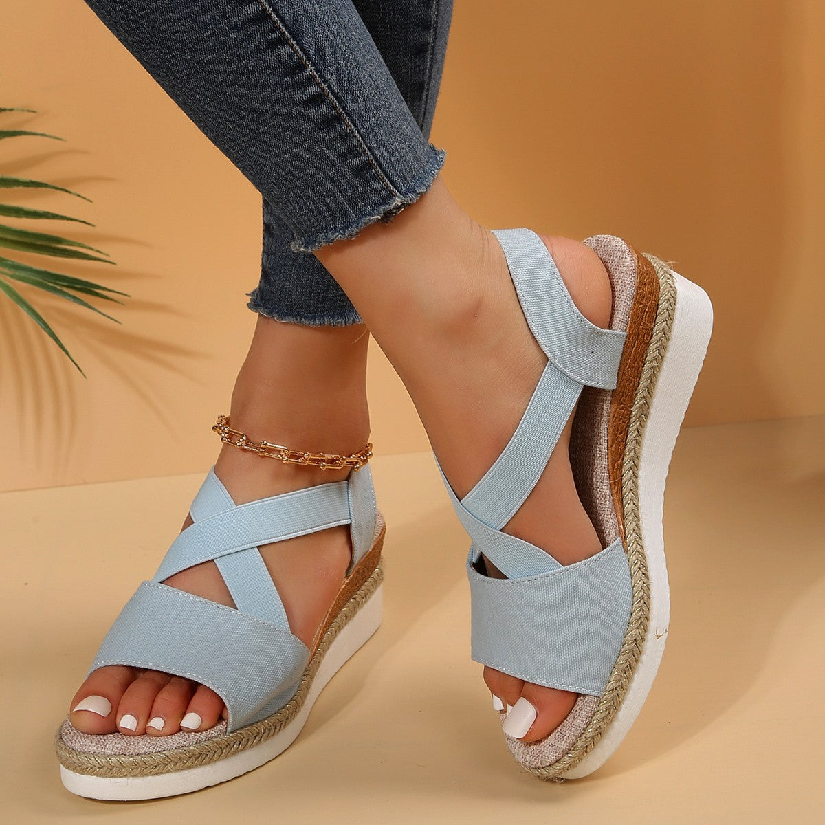 WOMEN'S WEDGE CROSS-STRAP SANDALS